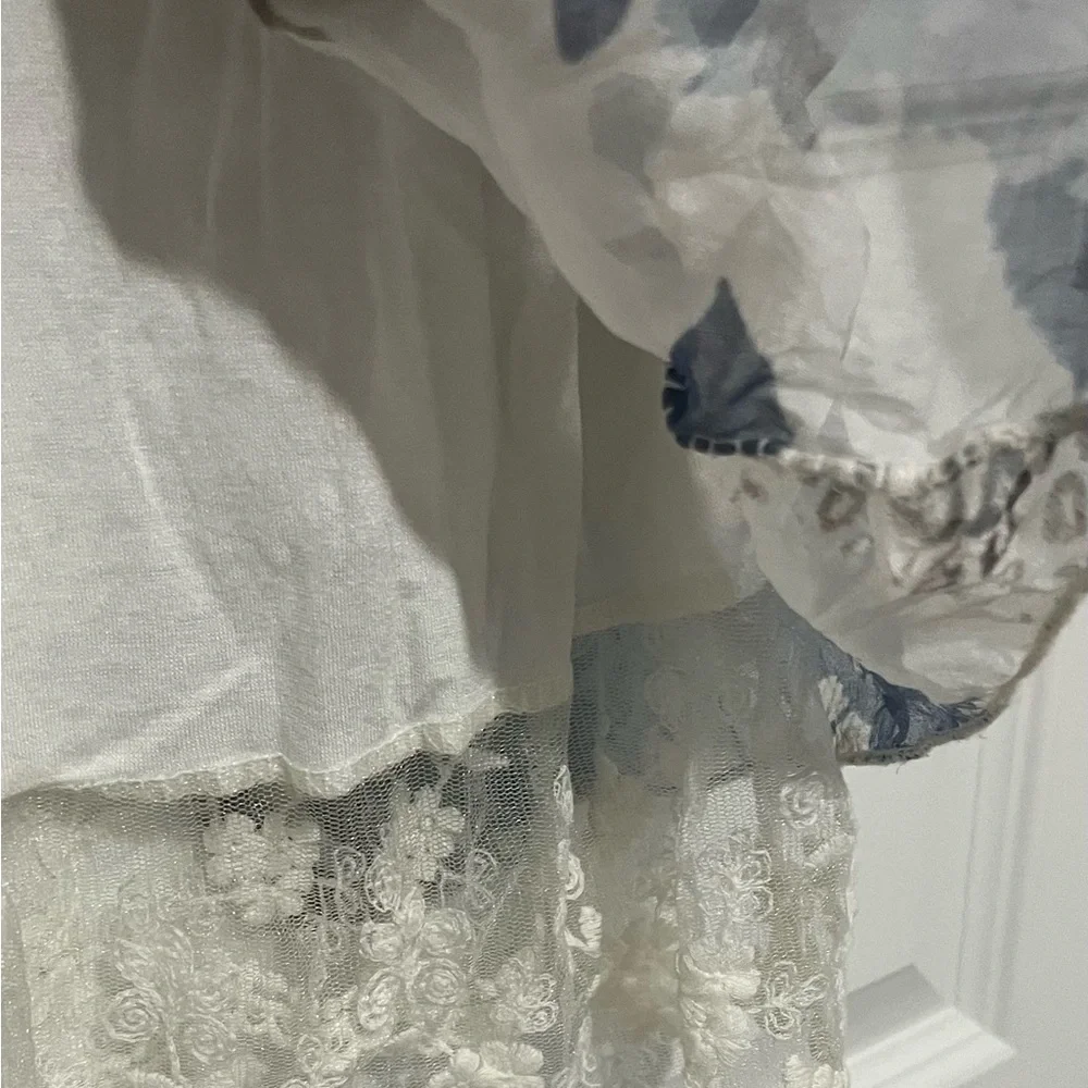 100% Silk Blue and White Floral Dress Made in Italy Size Small - Picture 5 of 5